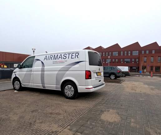 Silkeborg kommune kombinerte sentral og desentralisert ventilasjon ved Dybkær skole